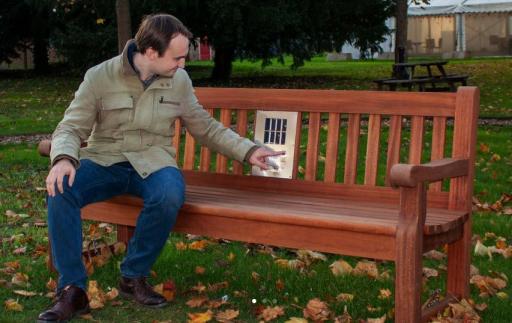 hoerstation_sitzbank