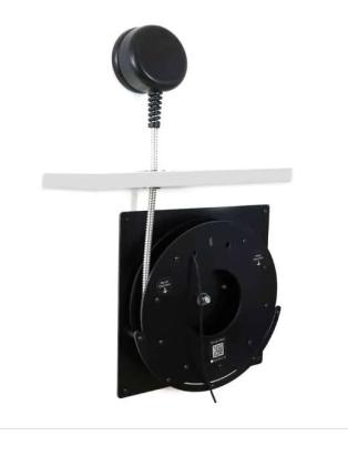 Kabellauslass waagrecht mit Einhandhörer an der Wand befestigt. Kabellauslass waagrecht mit Einhandhörer an der Wand befestigt.